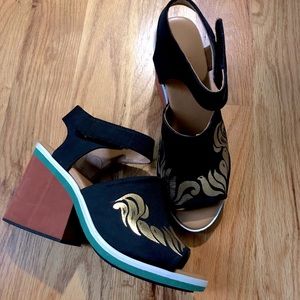 Gorgeous light chunky heels